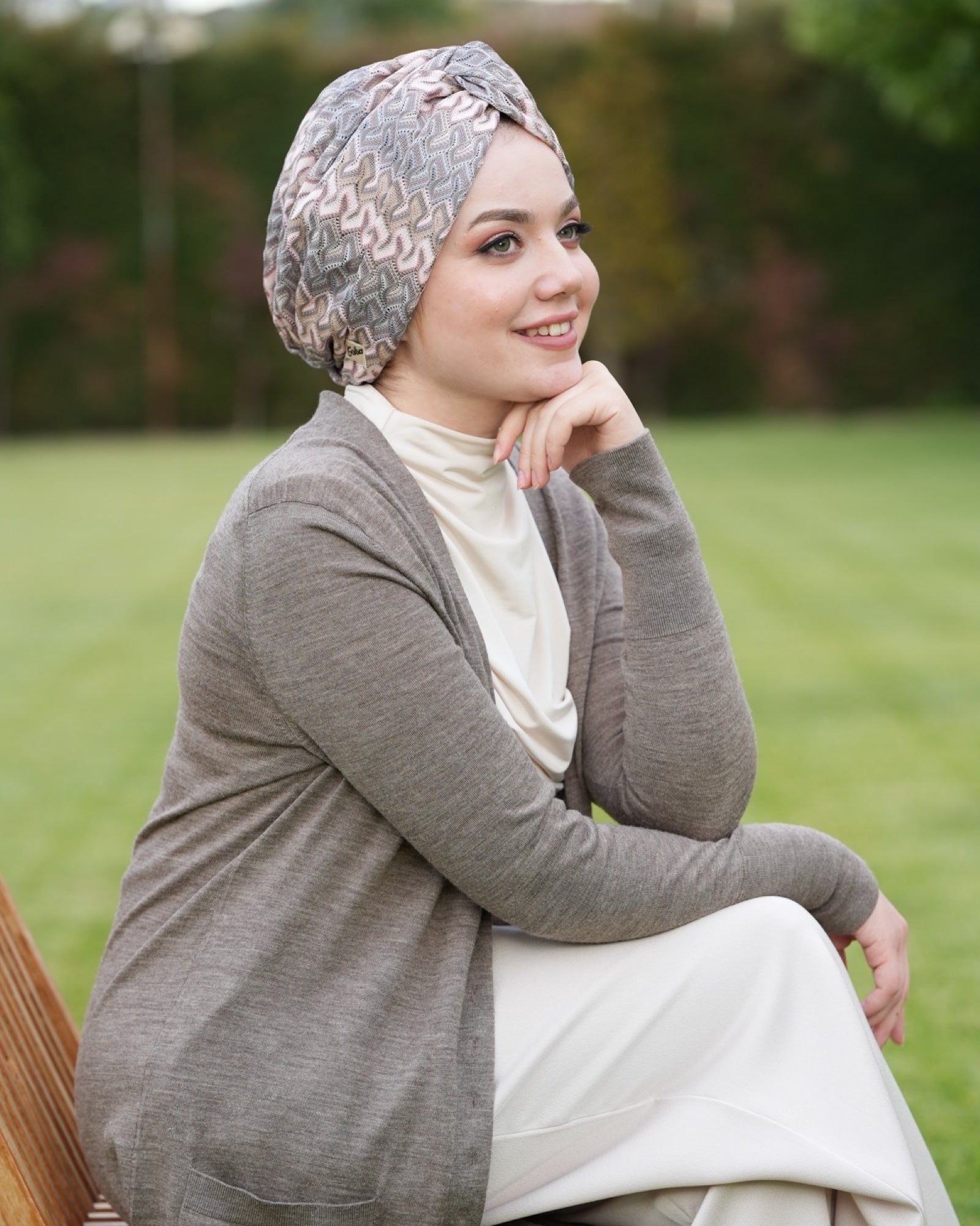 Twisted Nova Pink - Burgulu - Pembe, Gri, Vizon Renkli - Triko Kumaş - BitterColors