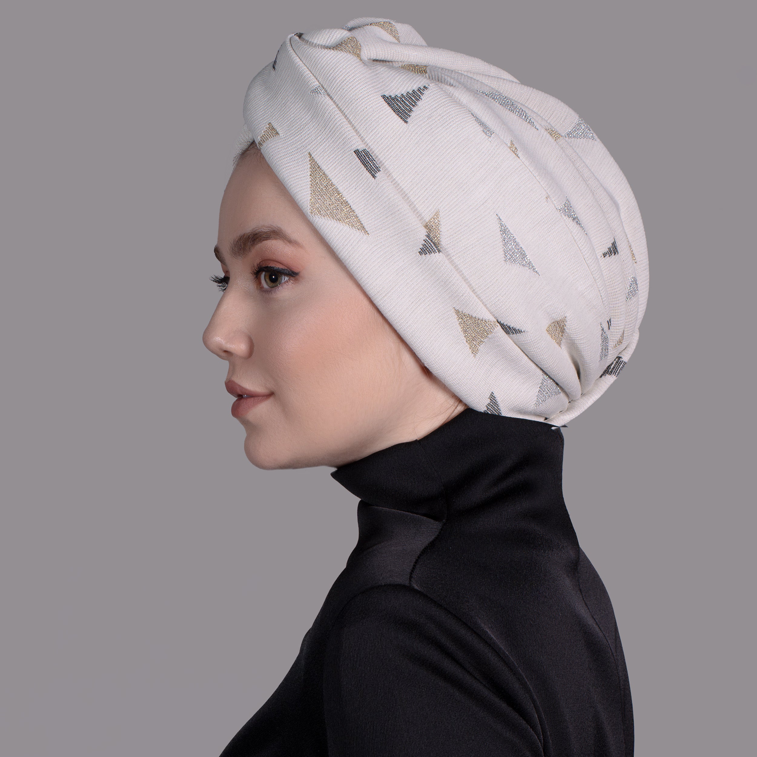 Piramit Burgulu Bone - Çift Taraflı -  Esnek Örme Kumaş - Krem Rengi - BitterColors