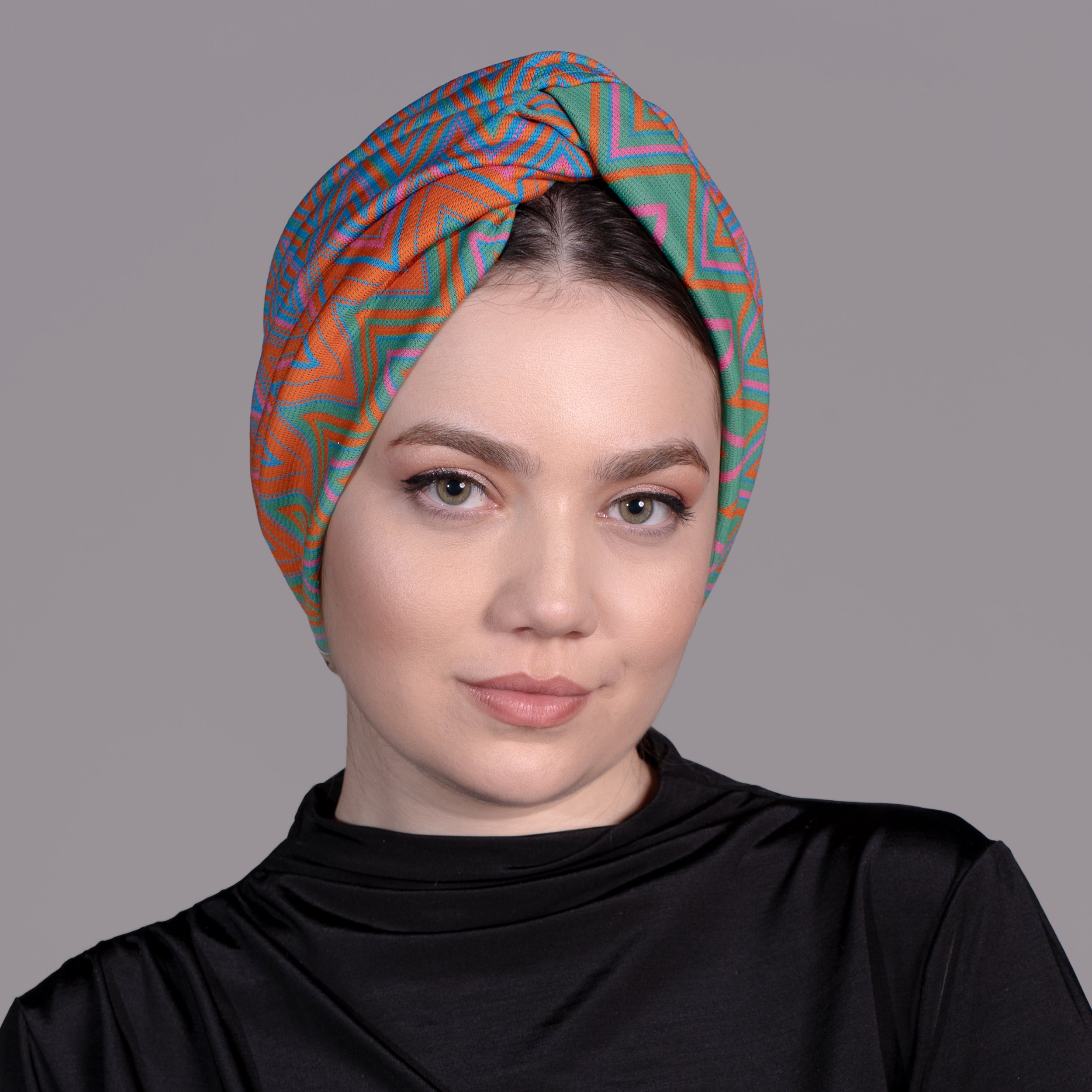 Fiesta ZikZak Desenli Burgulu Bone - Turuncu Yeşil Mavi Renkli - Esnek Triko Kumaş - BitterColors