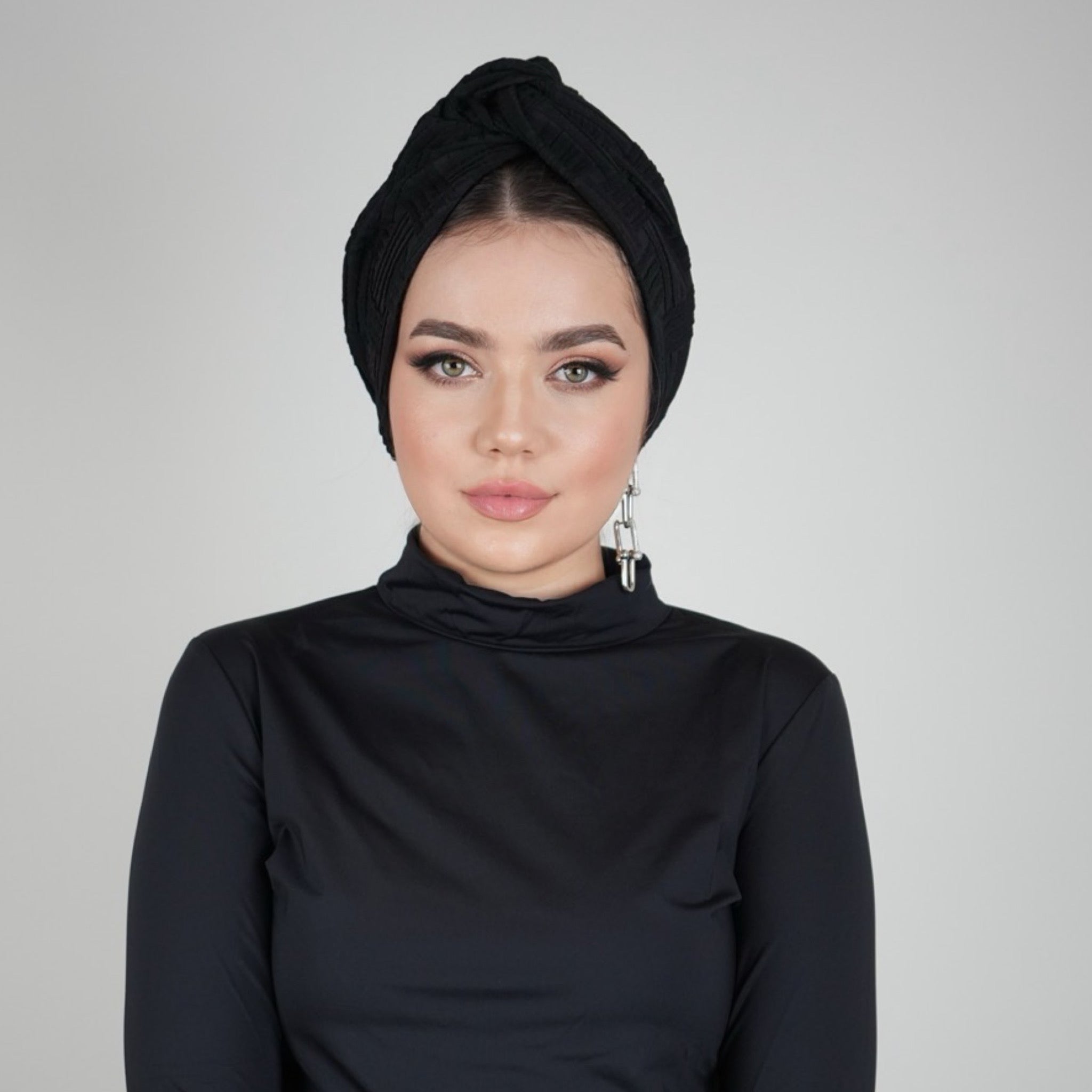 Chess Burgulu Bone - Tok Kumaş - Çift Taraflı Kullanım - BitterColors