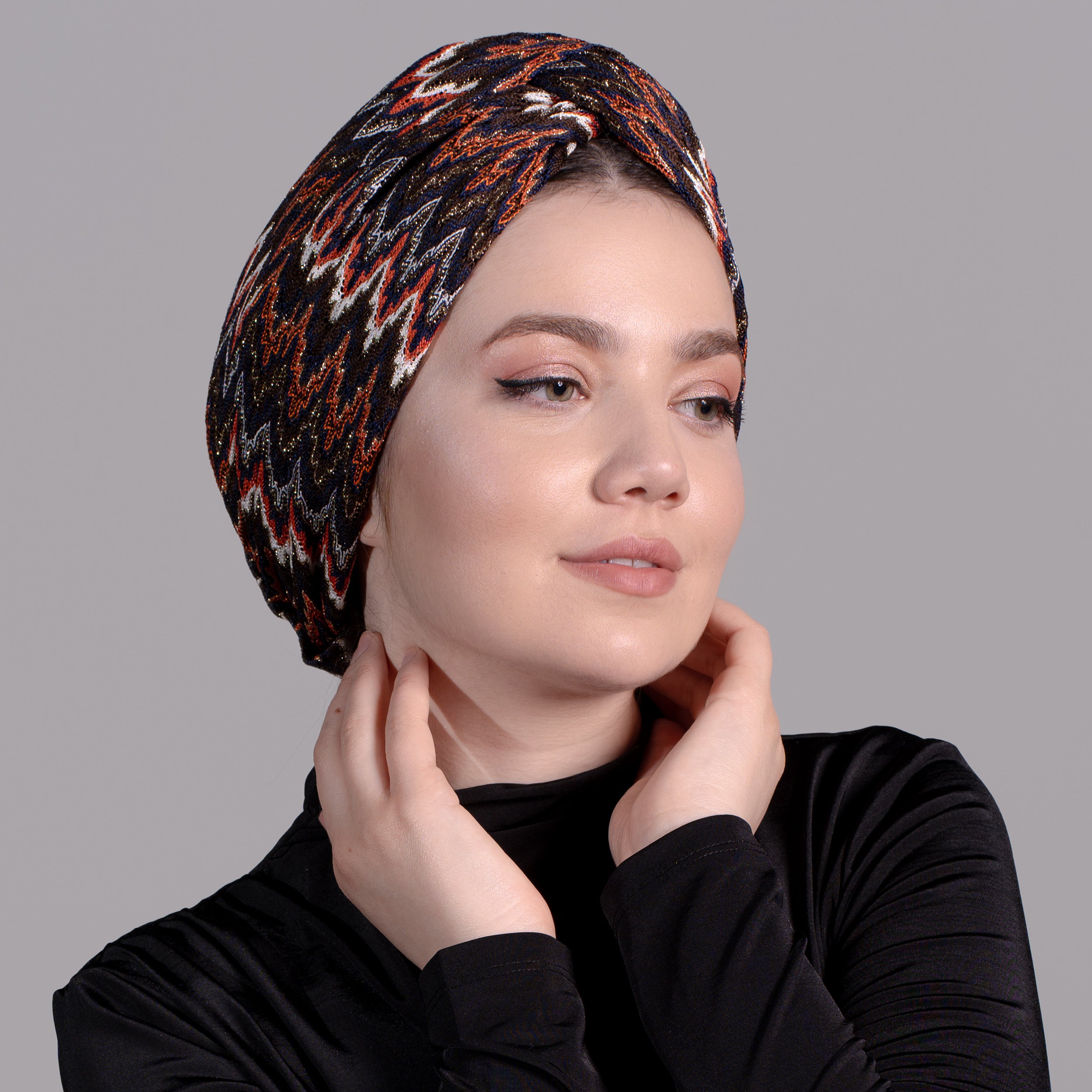 ZikZak Desenli Burgulu Bone - Esnek Triko Kumaş - Turuncu, Kahverengi, Simli /Çok Renkli - Twisted Zigzag Orange Bone - BitterColors