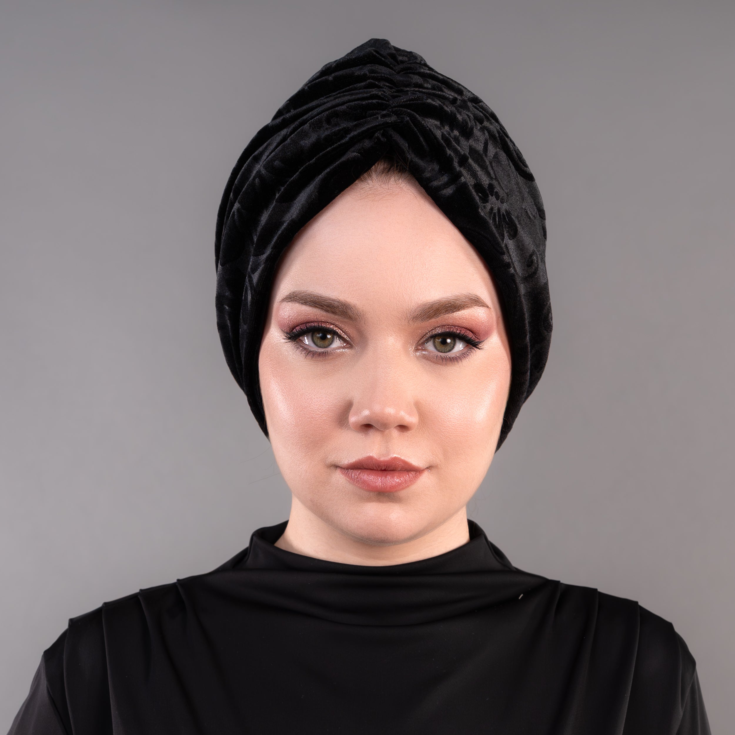 Büzgülü Çiçek Desenli Kadife Bone - Esnek Kadife Kumaş - Çift Taraflı - Bitter Çiçekli - BitterColors