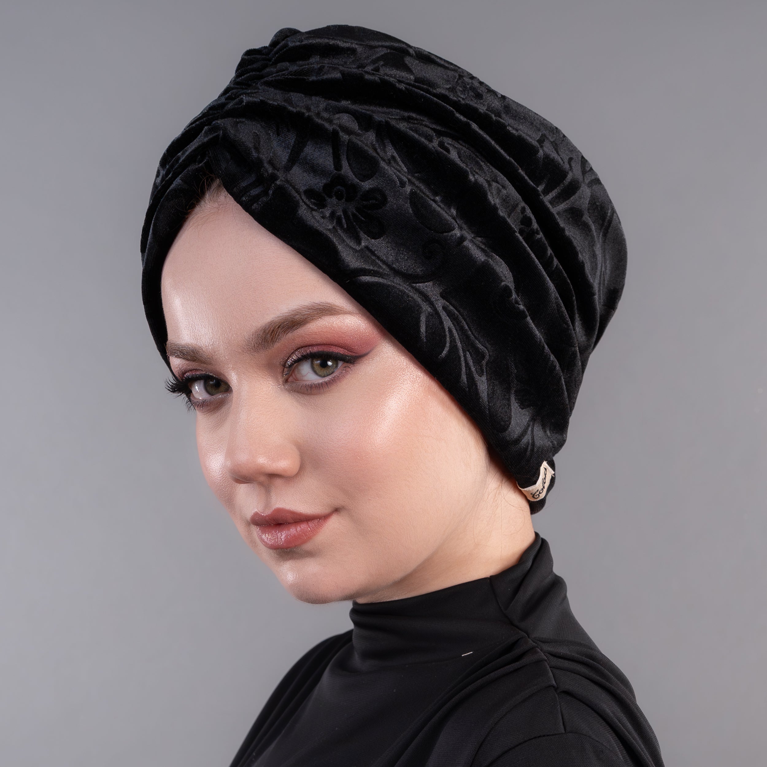 Büzgülü Çiçek Desenli Kadife Bone - Esnek Kadife Kumaş - Çift Taraflı - Bitter Çiçekli - BitterColors