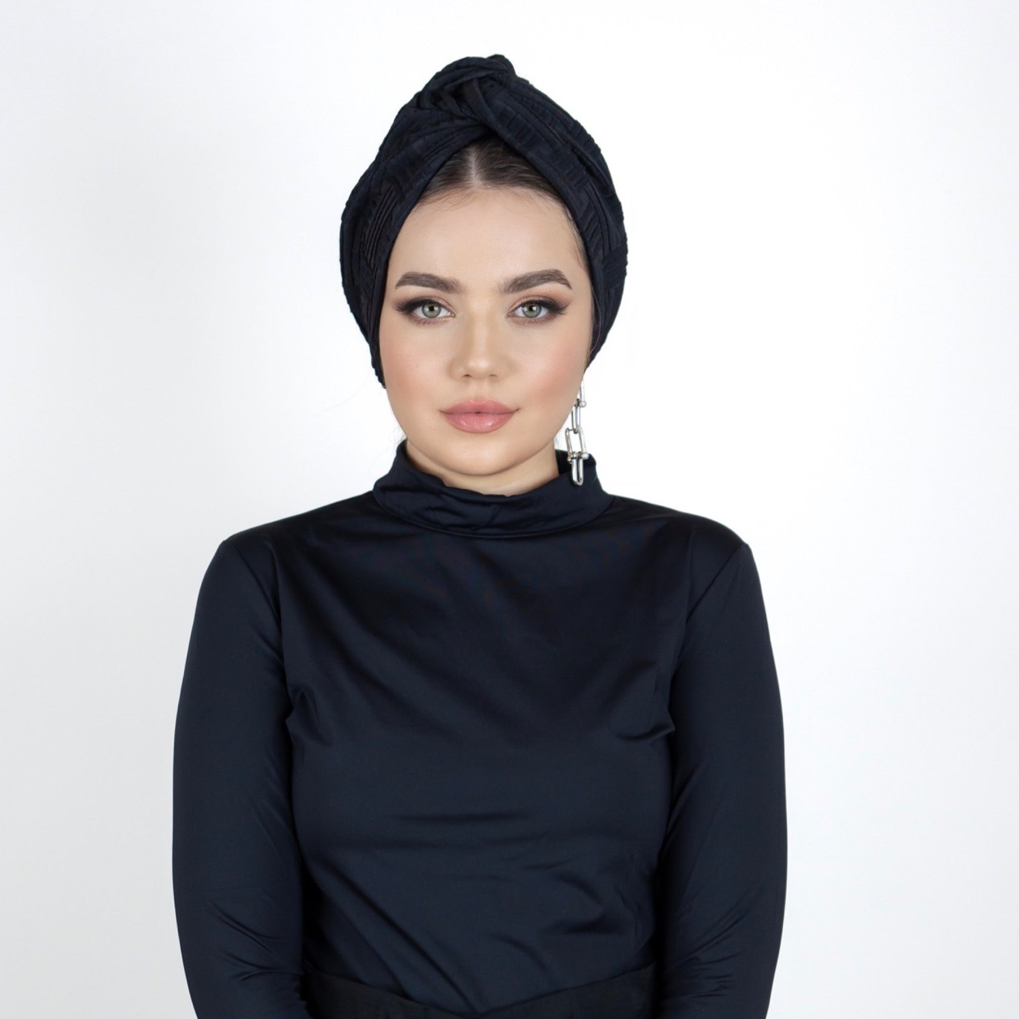 Chess Burgulu Bone - Tok Kumaş - Çift Taraflı Kullanım - BitterColors