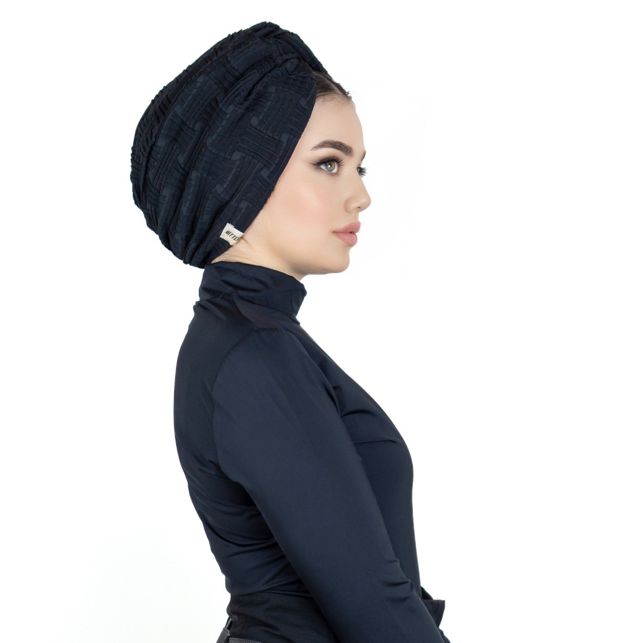 Chess Burgulu Bone - Tok Kumaş - Çift Taraflı Kullanım - BitterColors