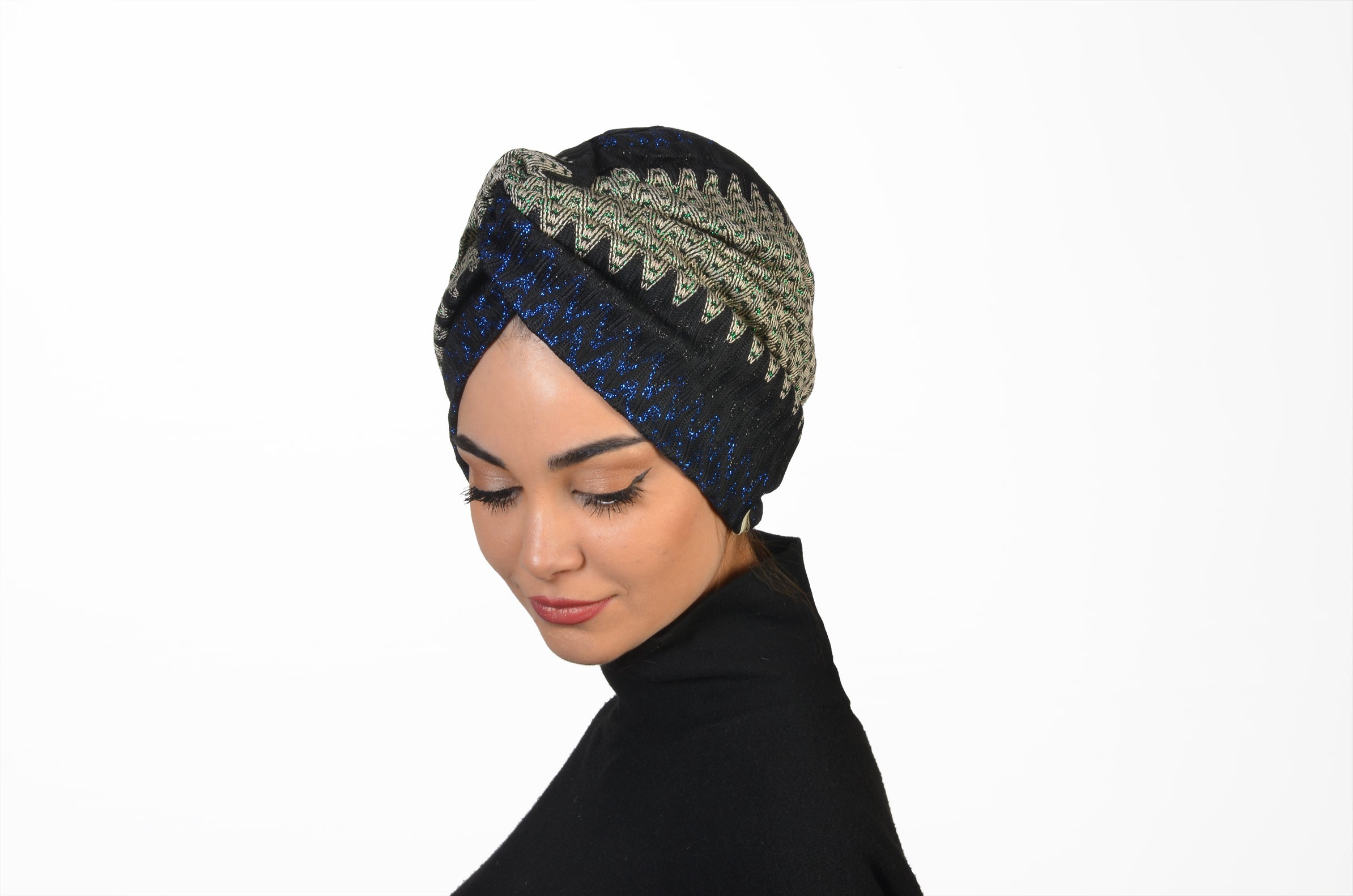 ZikZak Desenli Burgulu Bone - Esnek Örme/Triko Kumaş - Çift Taraflı - BitterColors