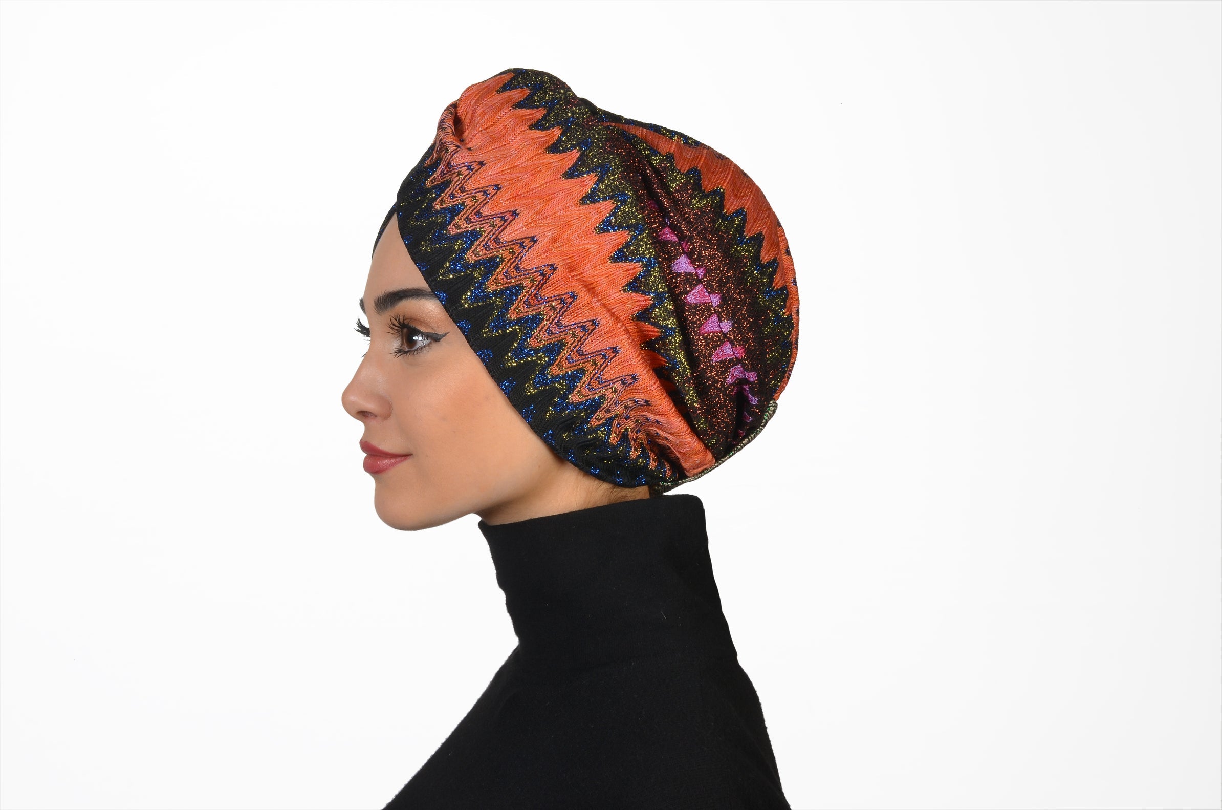 ZikZak Desenli Burgulu Bone - Esnek Örme/Triko Kumaş - Çift Taraflı - BitterColors