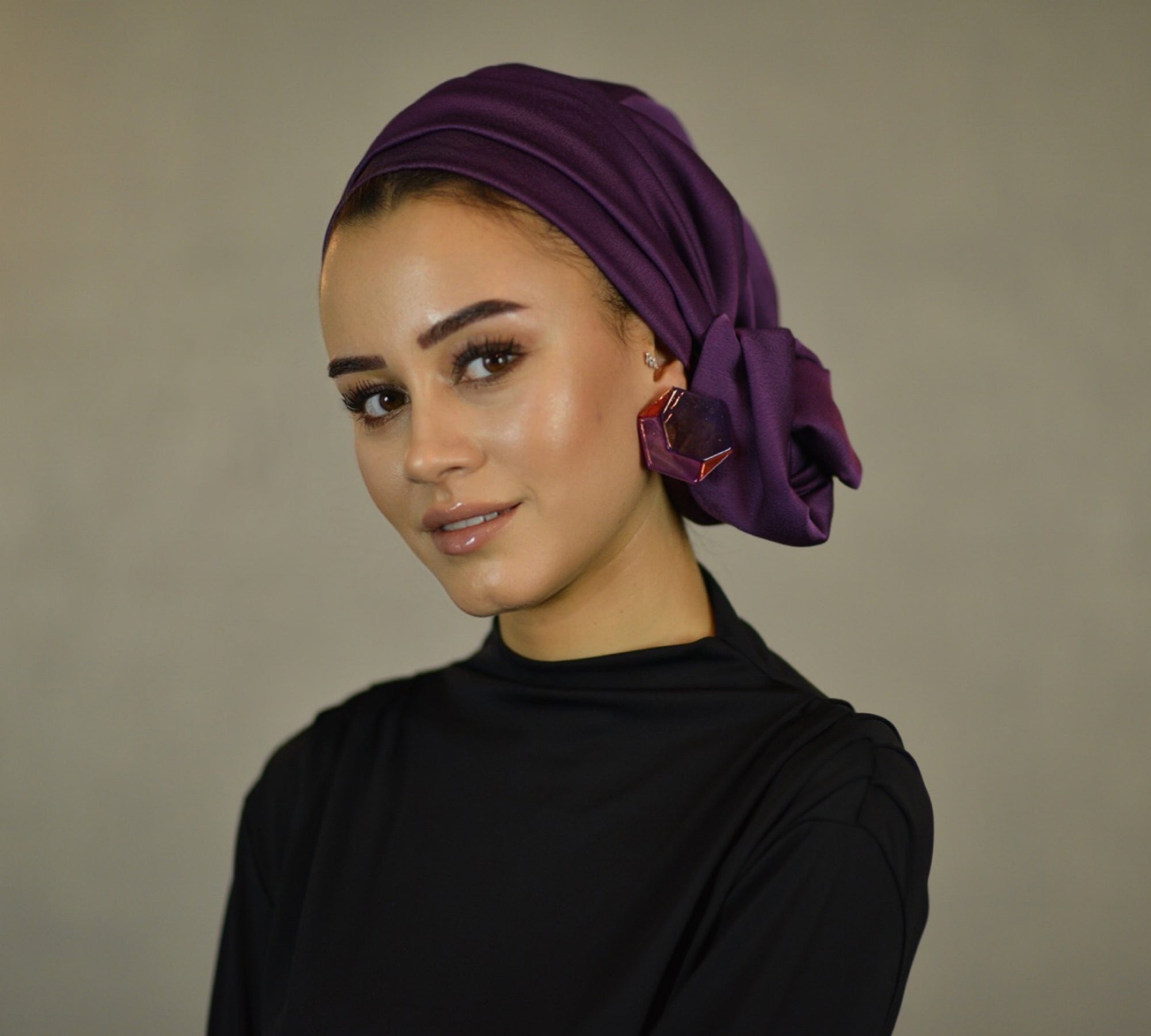 Dubai Krep Saten Bone - Bağlamalı Bone - BitterColors