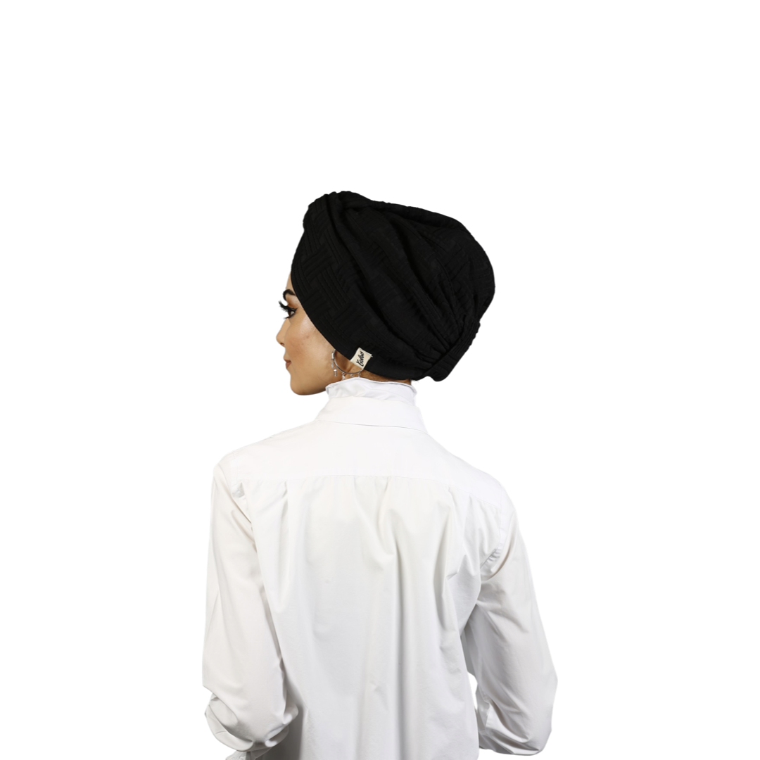 Burgulu Dama Desenli Bone - Kalın Kumaş - Siyah Renk - Çift Taraflı - BitterColors