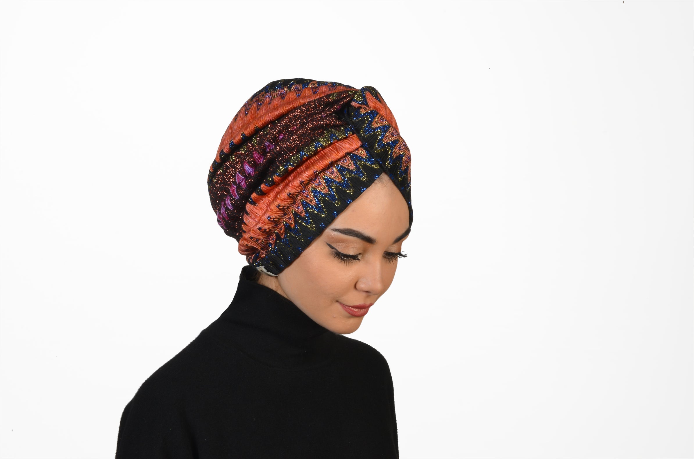 ZikZak Desenli Burgulu Bone - Esnek Örme/Triko Kumaş - Çift Taraflı - BitterColors