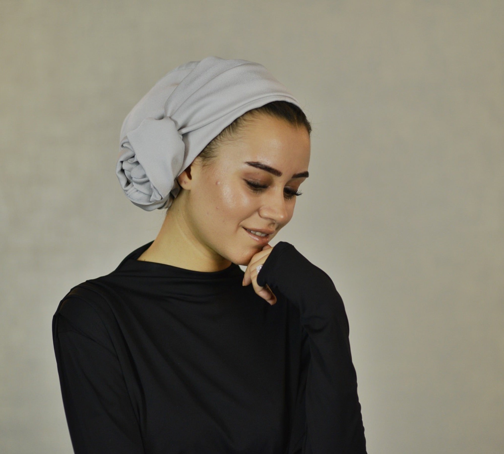 Dubai Krep Saten Bone - Bağlamalı Bone - BitterColors