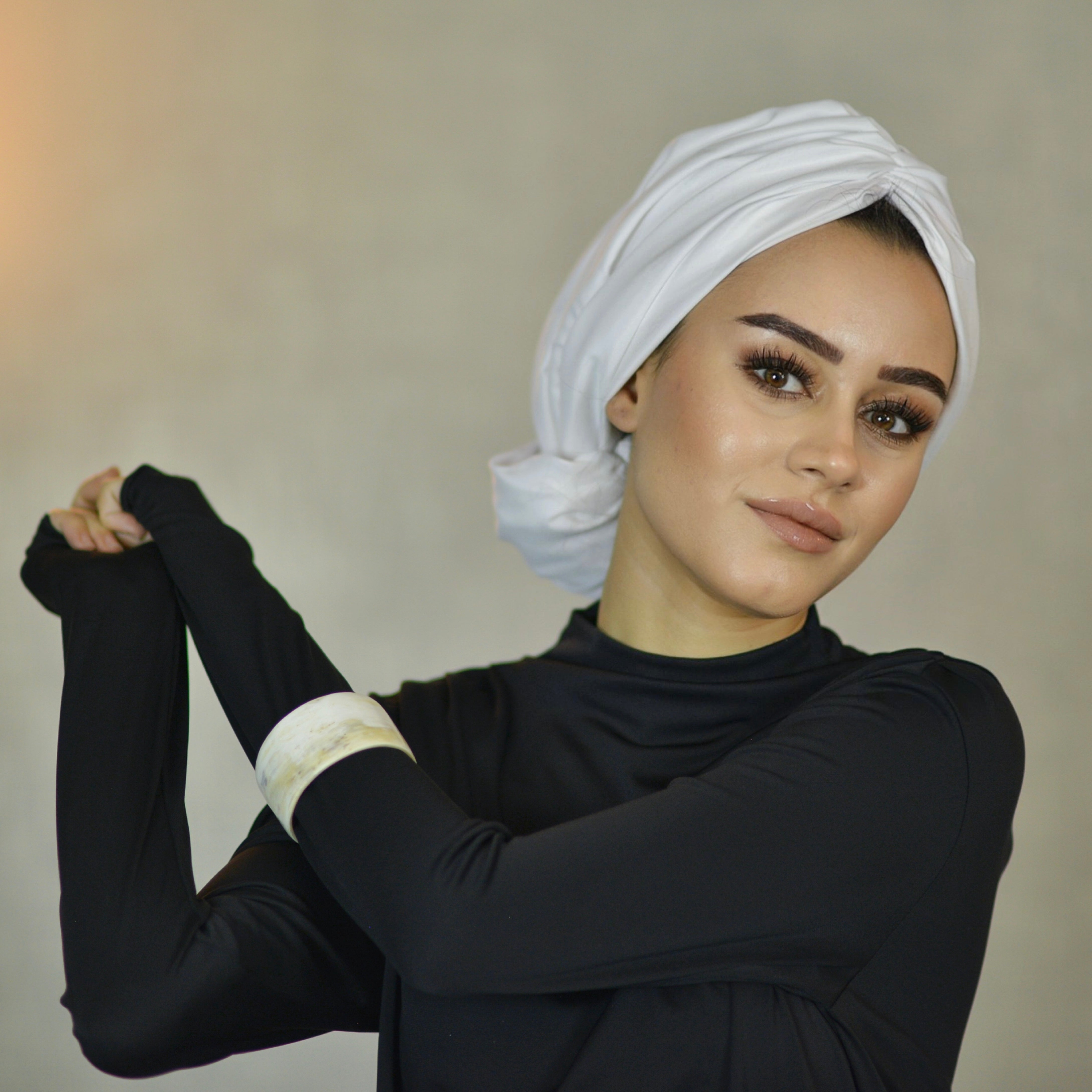Abu Dabi Hazır Bone - Likralı Saten Kumaş - Siyah - BitterColors