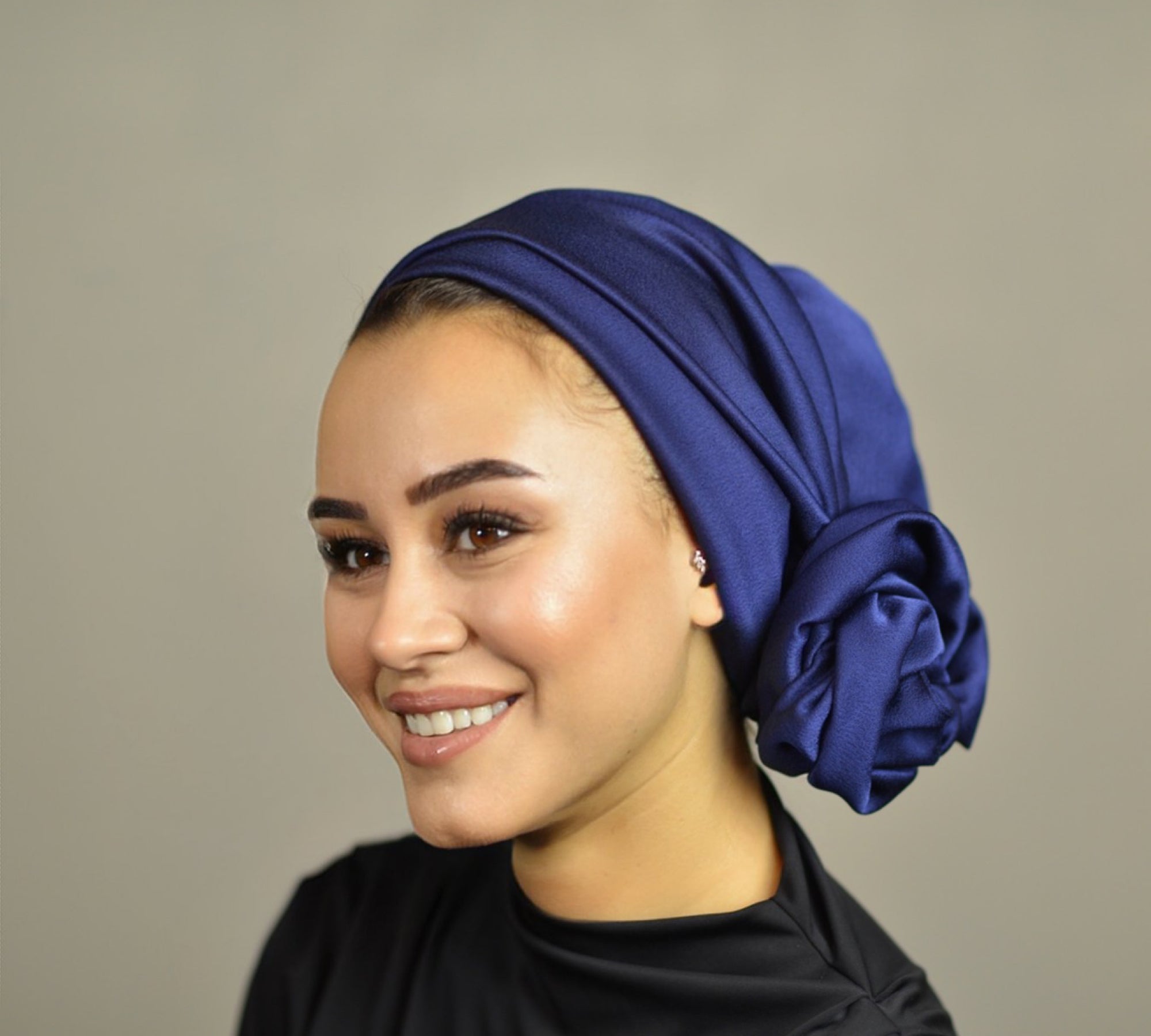 Dubai Krep Saten Bone - Bağlamalı Bone - BitterColors