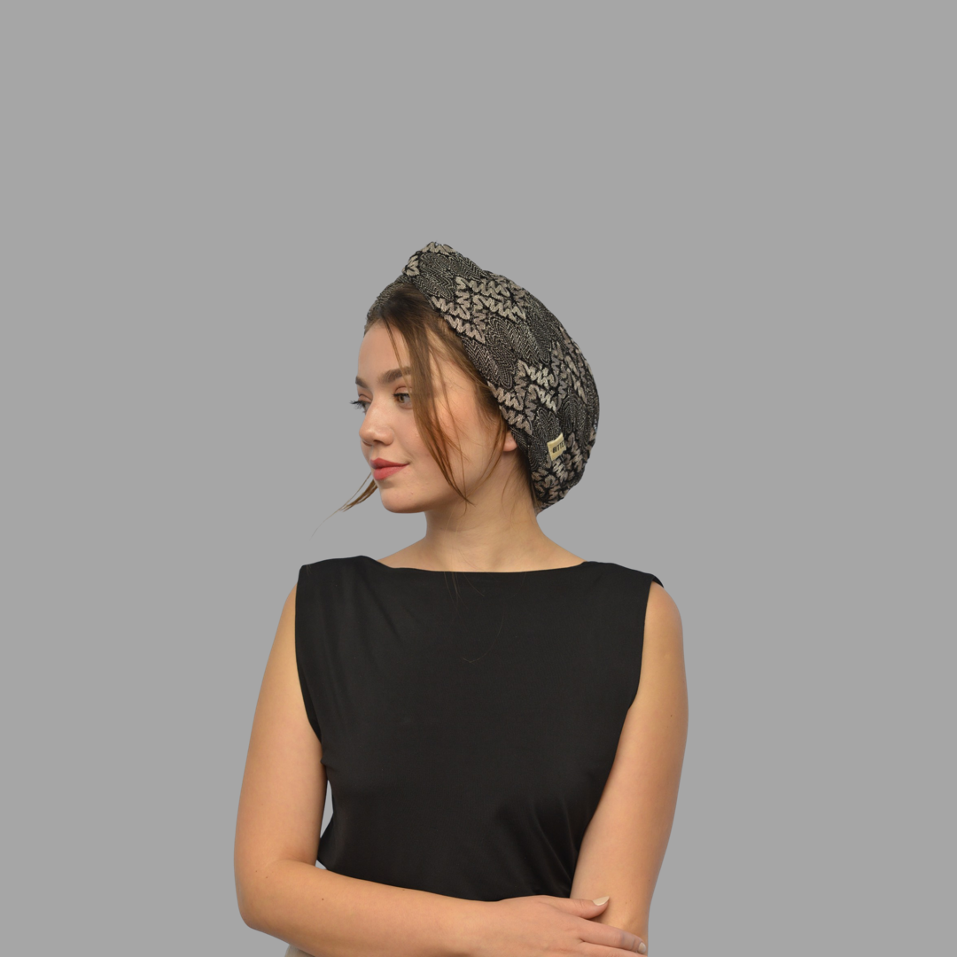 Twisted Mink ZikZak Desenli Burgulu Bone - Triko Kumaş - Çift Taraflı - Siyah Vizon - BitterColors