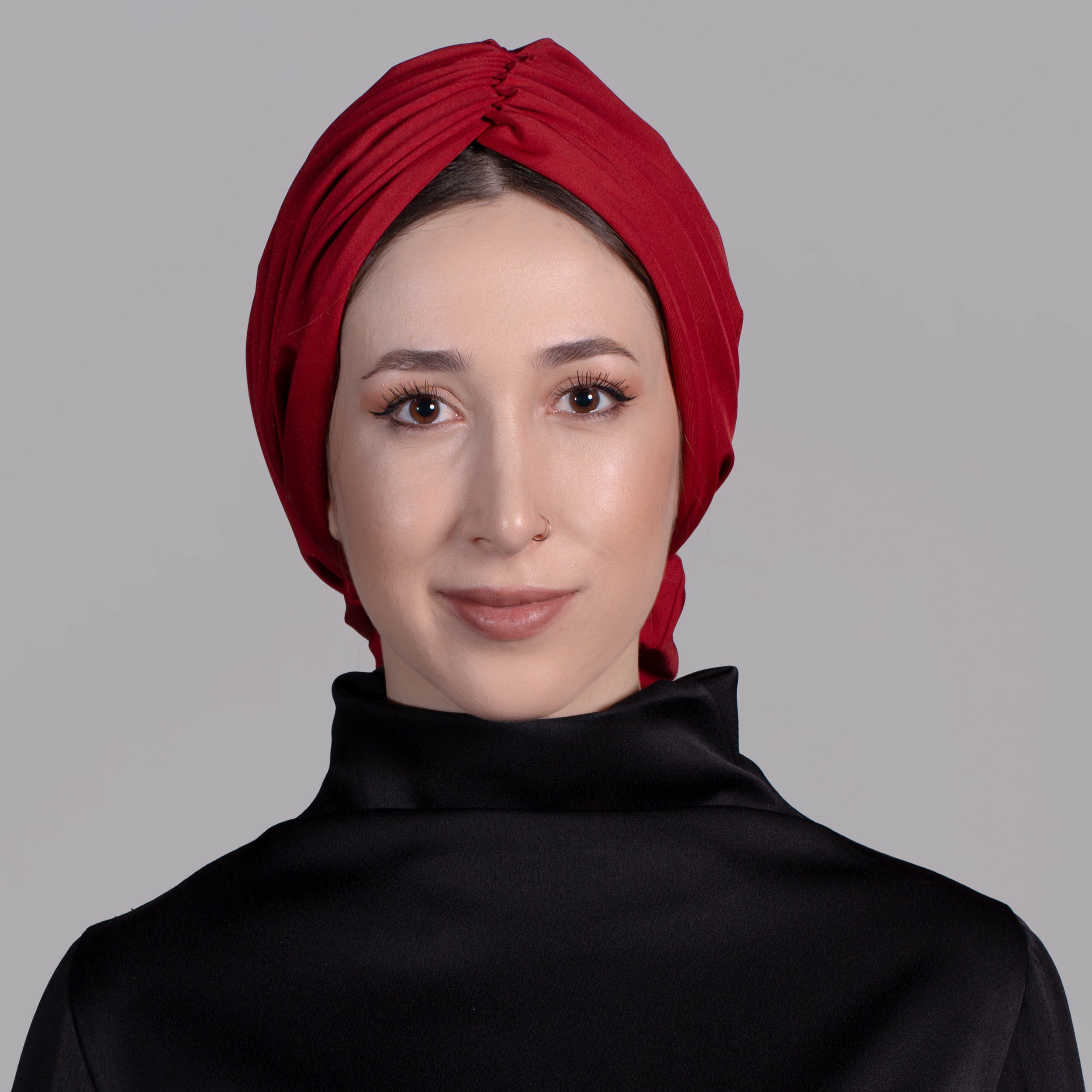 Esra Tokelli Büzgülü Bone