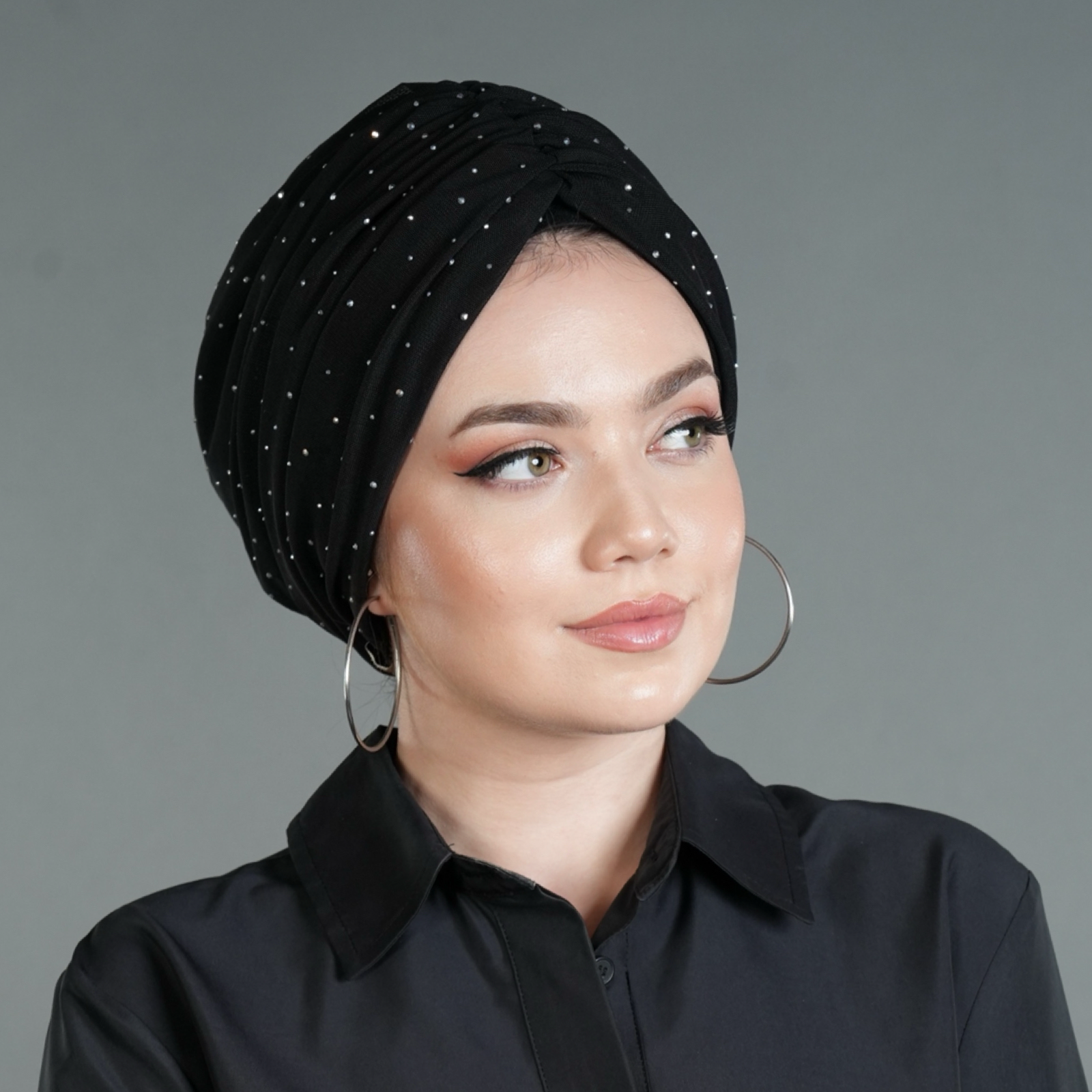 Taşlı Tül Bone - Esnek Kumaş - Siyah Renk - BitterColors