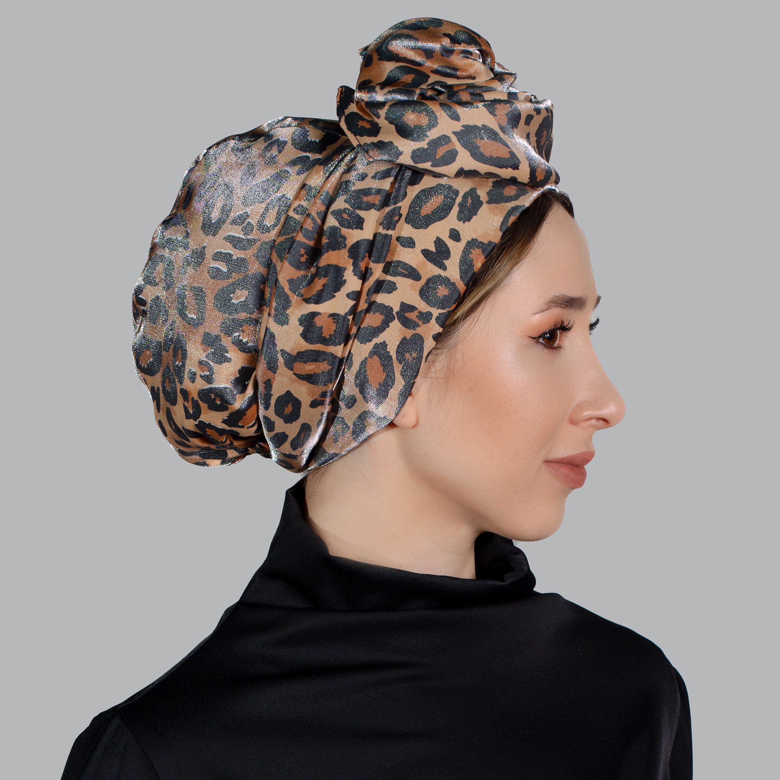 Esra Tokelli, Telli Leopar Bone