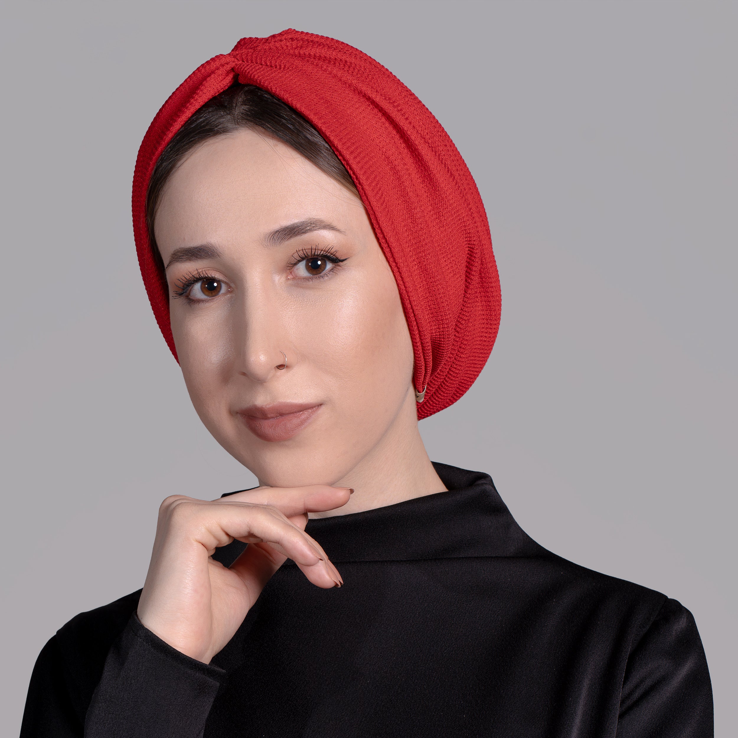 Bitter Comfy Red Bone,  Kırmızı Büzgülü, Çift taraflı, El Yapımı Şık Bone