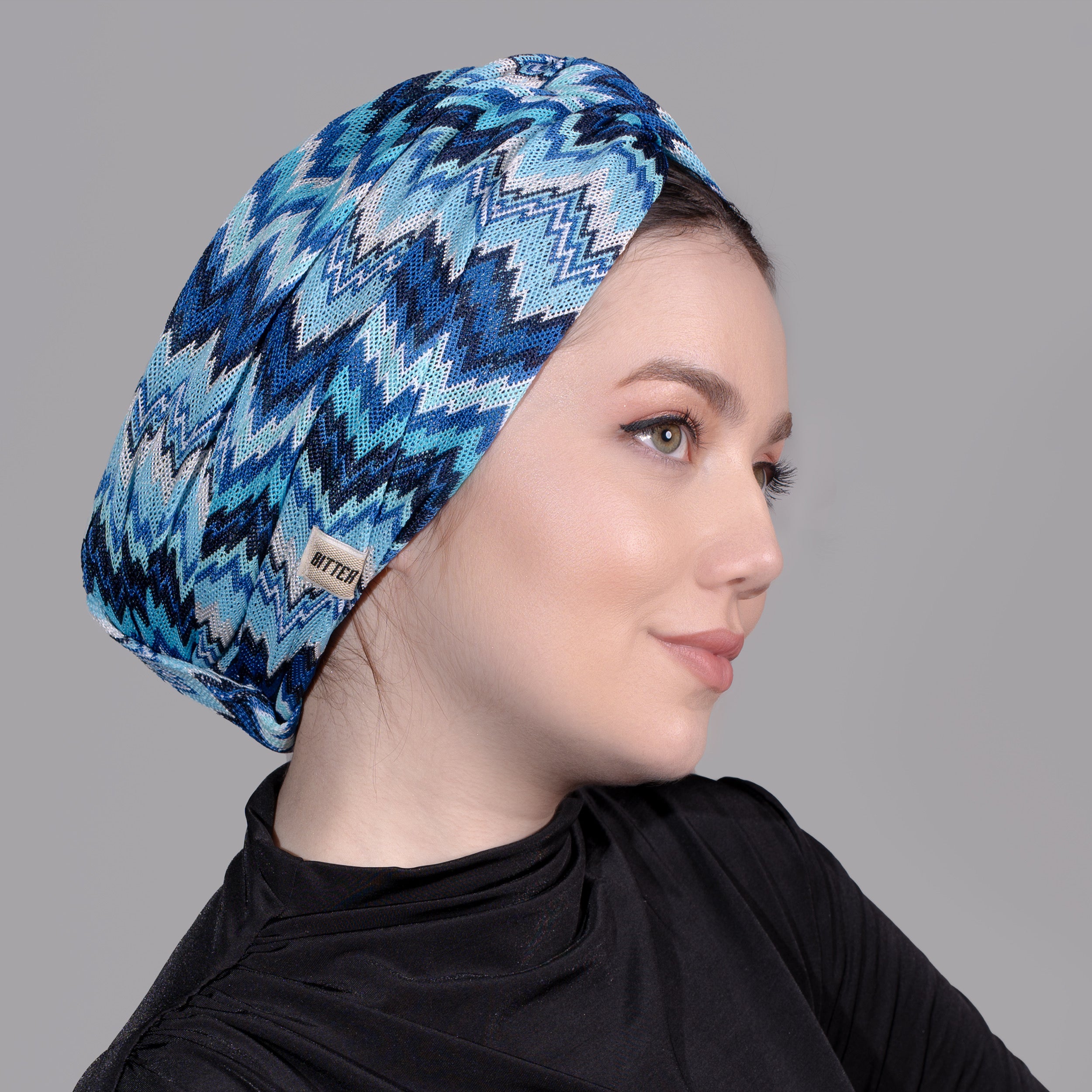 Twisted Zigzag Blue