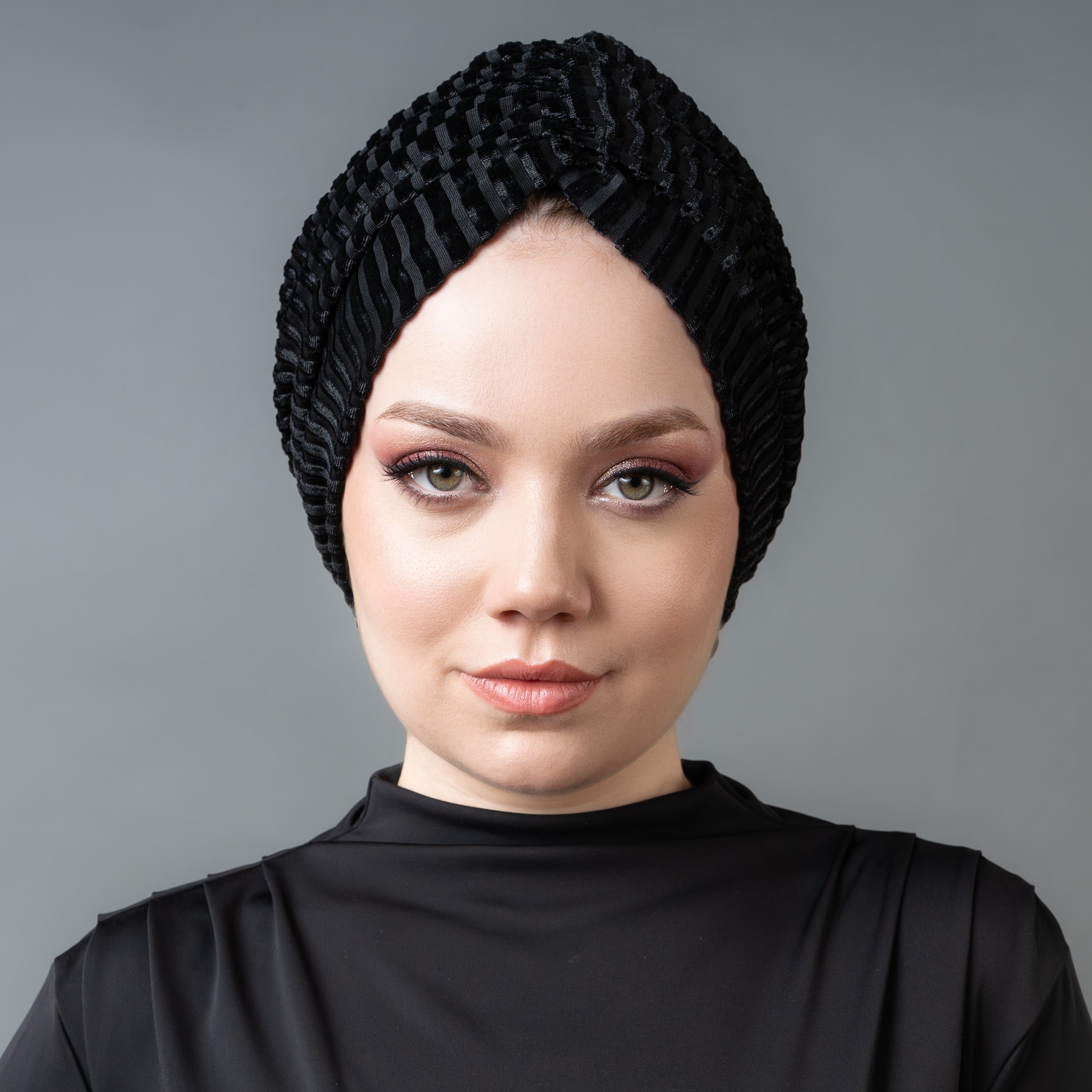 Beyrut Çizgili Kadife Bone - Esnek Kadife Kumaş - Siyah Renk - Bitter Colors