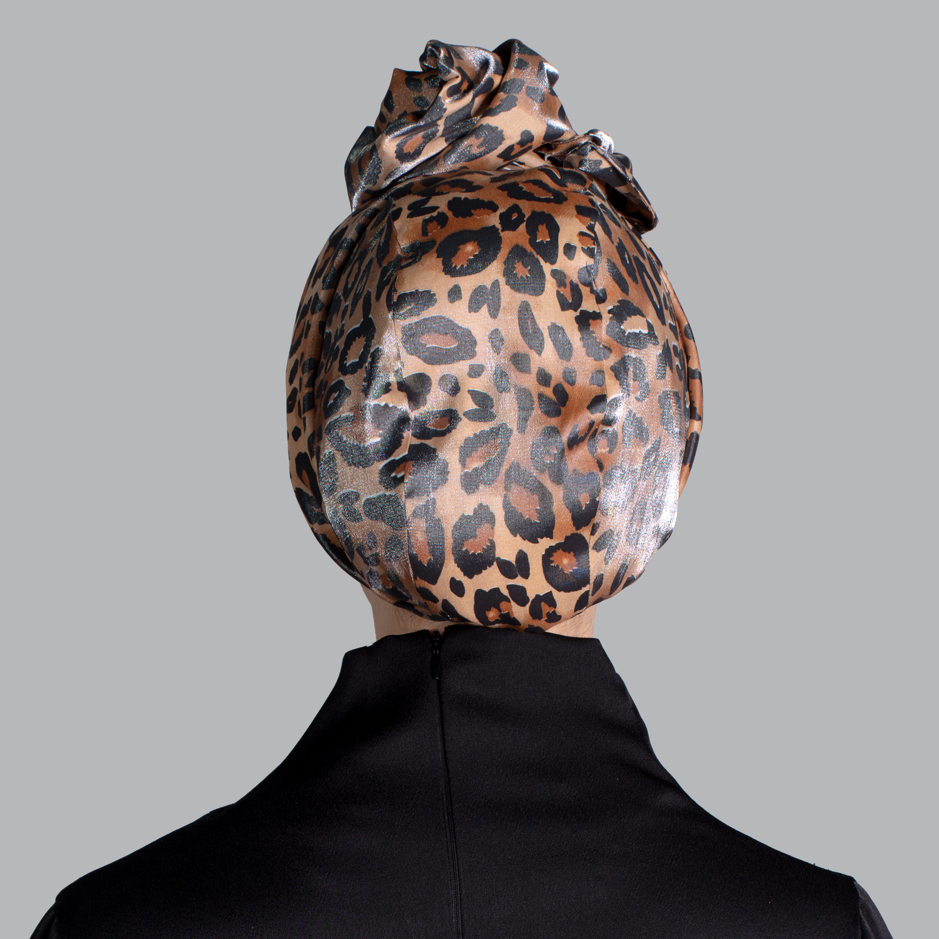 Esra Tokelli, Telli Leopar Bone