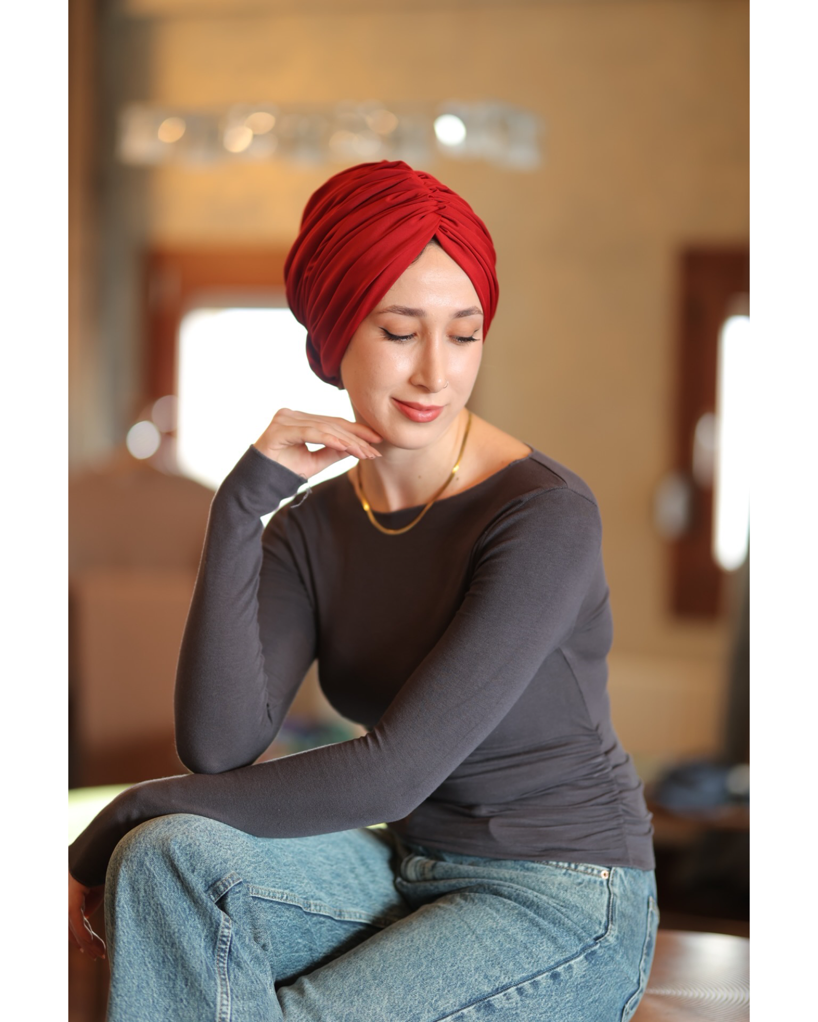 Esra Tokelli Büzgülü Bone