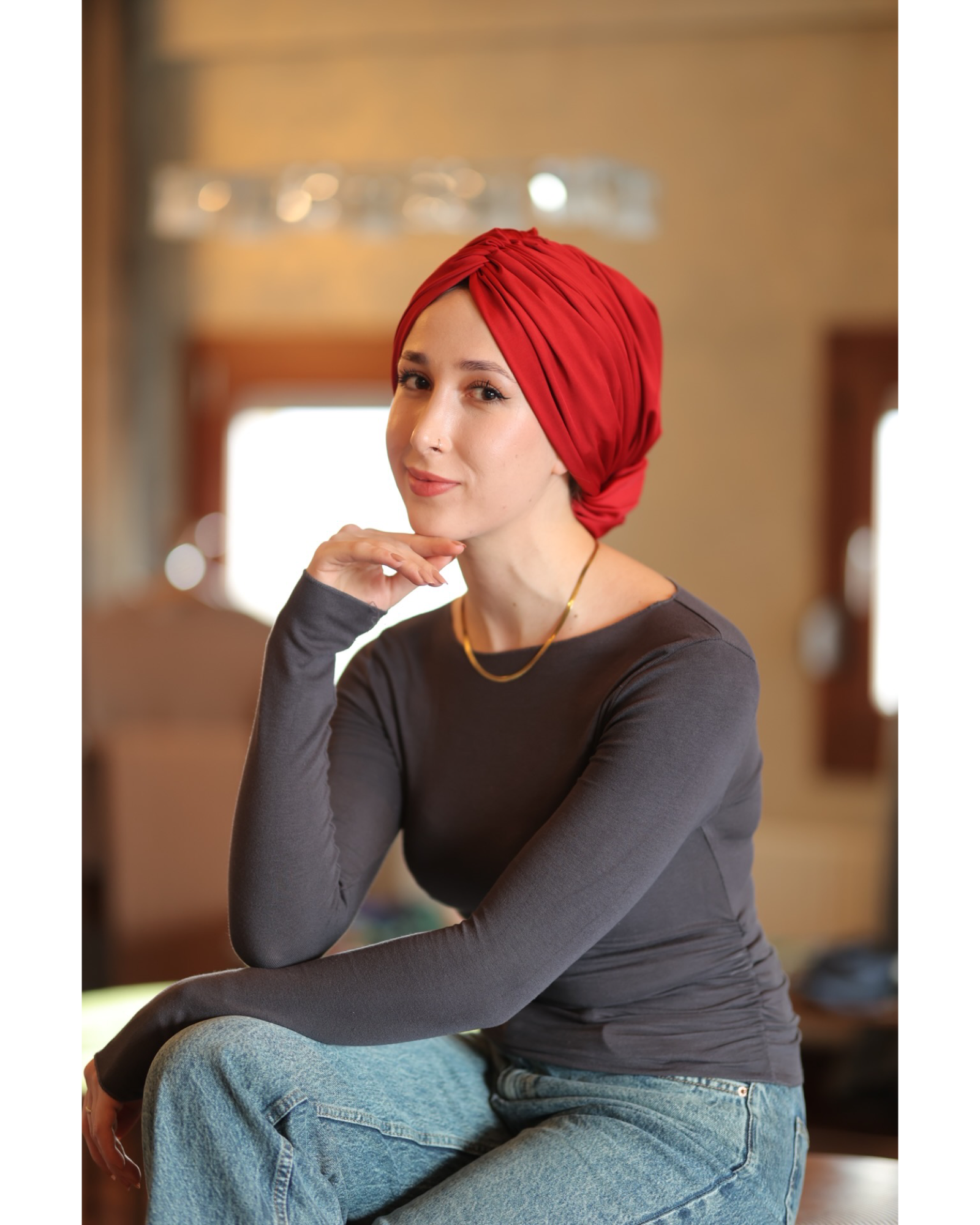 Esra Tokelli Büzgülü Bone
