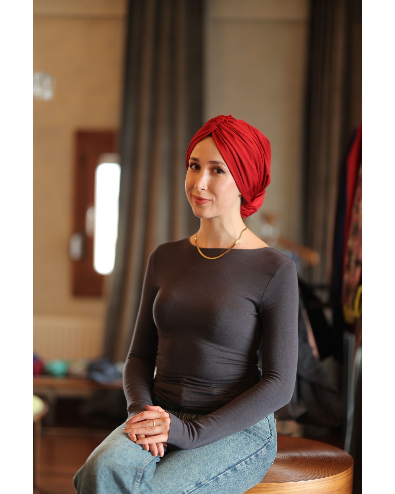 Esra Tokelli Büzgülü Bone