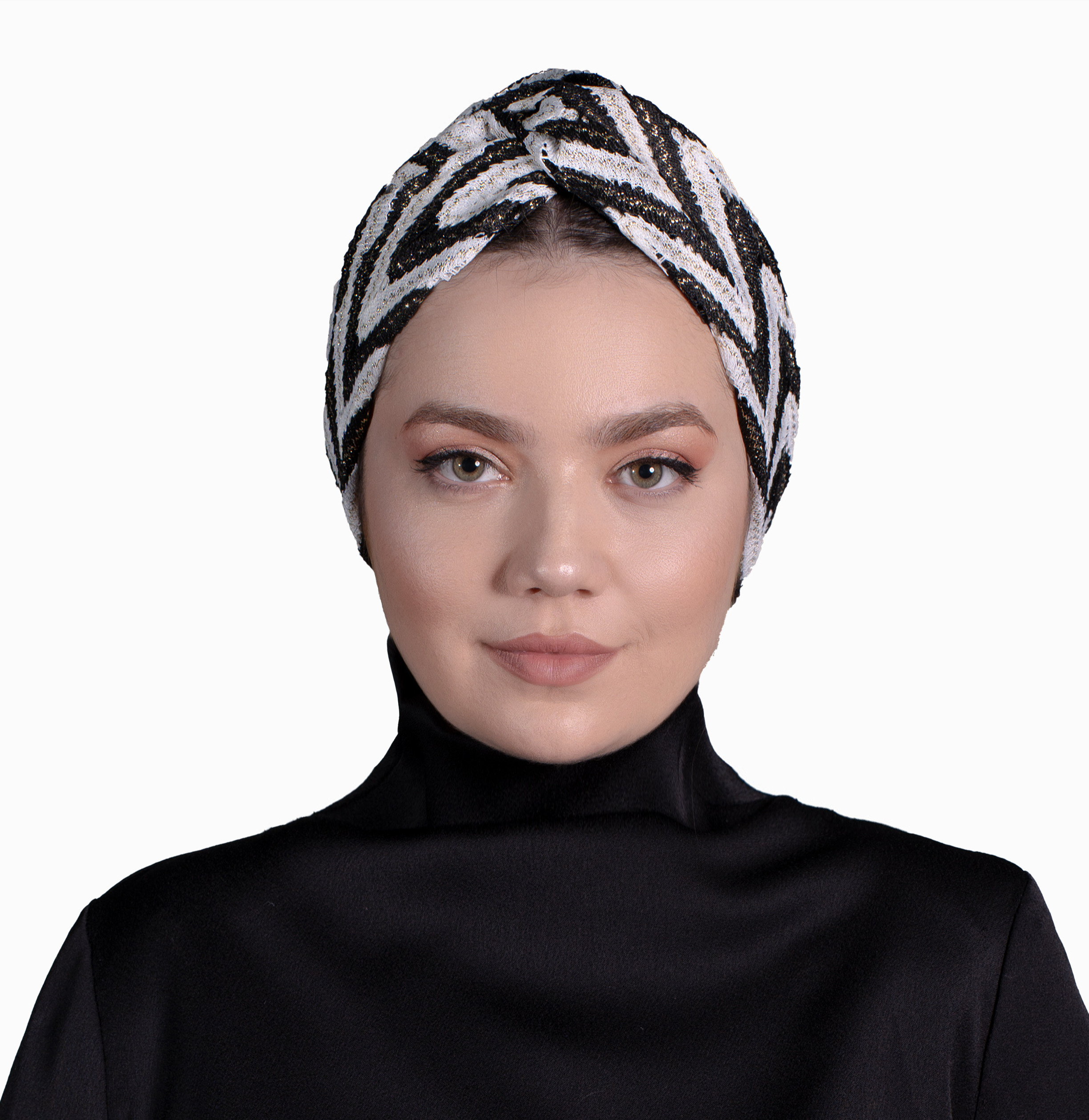 Black and White Zigzag X Bone