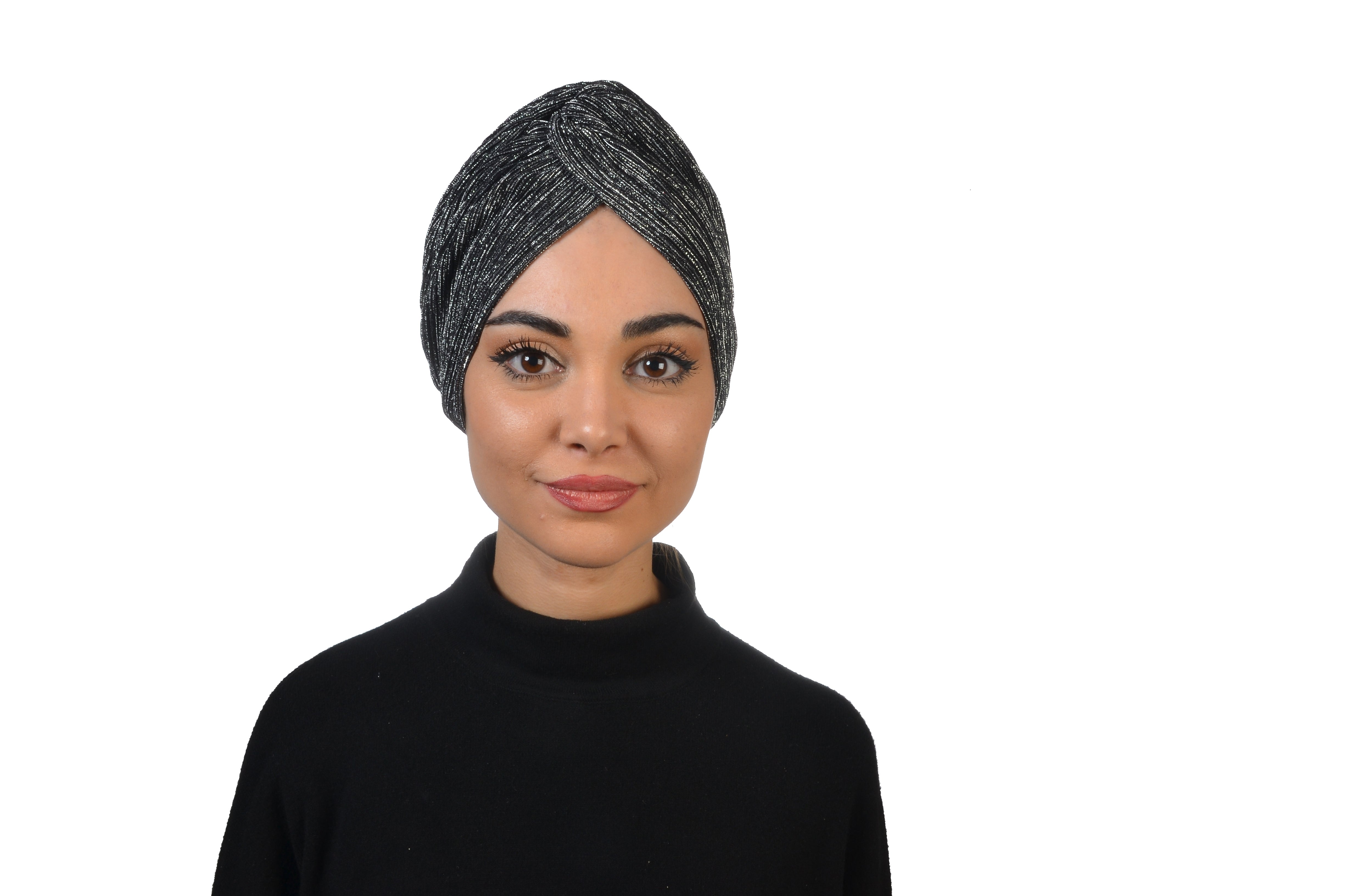 Twisted Glitter Black Simli Siyah El Yapımı Esnek Örme Kumaş Bone