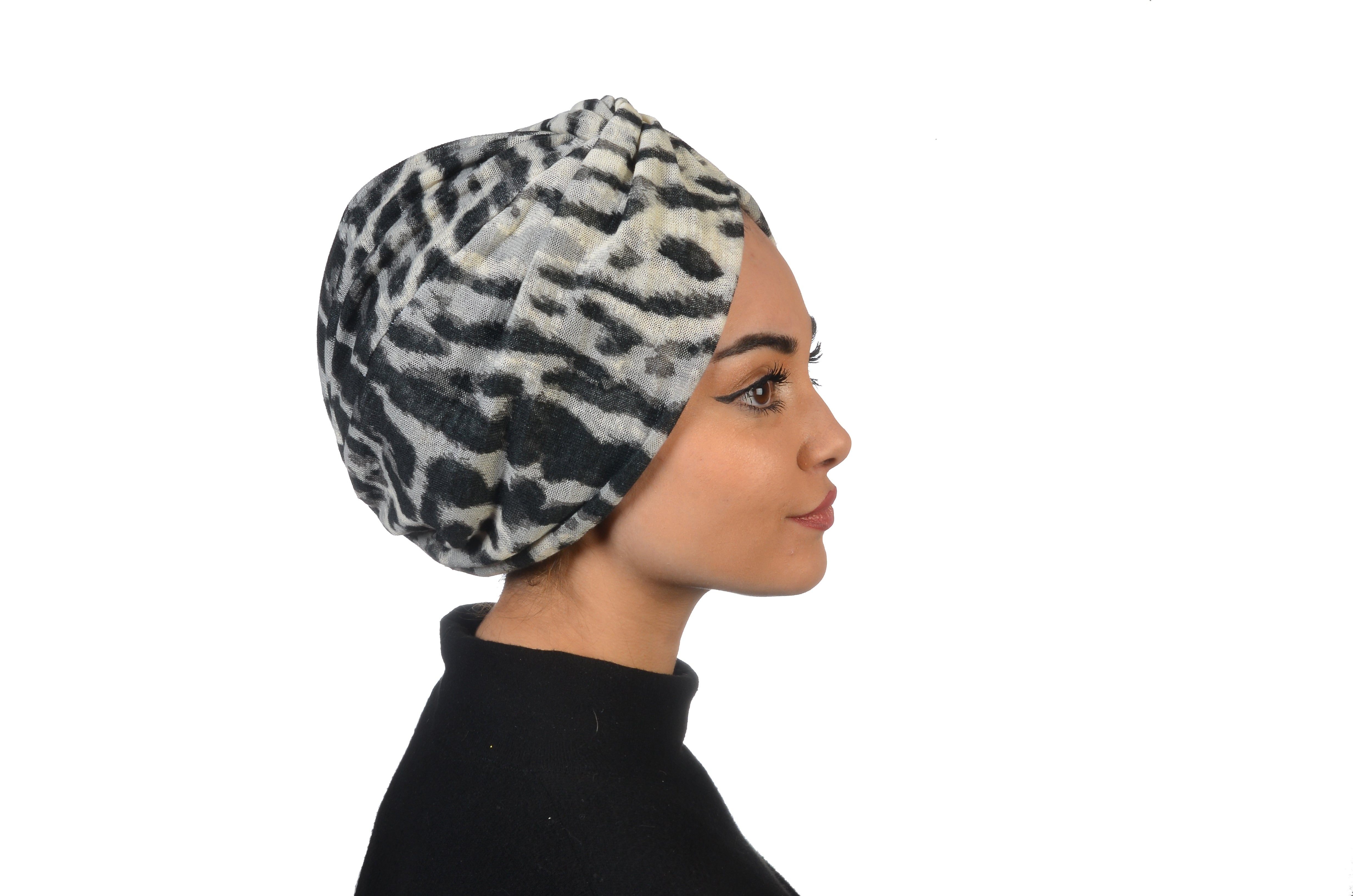 Twisted Knitty Leopard Leopar Desen Esnek Örme Triko Kumaş El Yapımı Şık Bone
