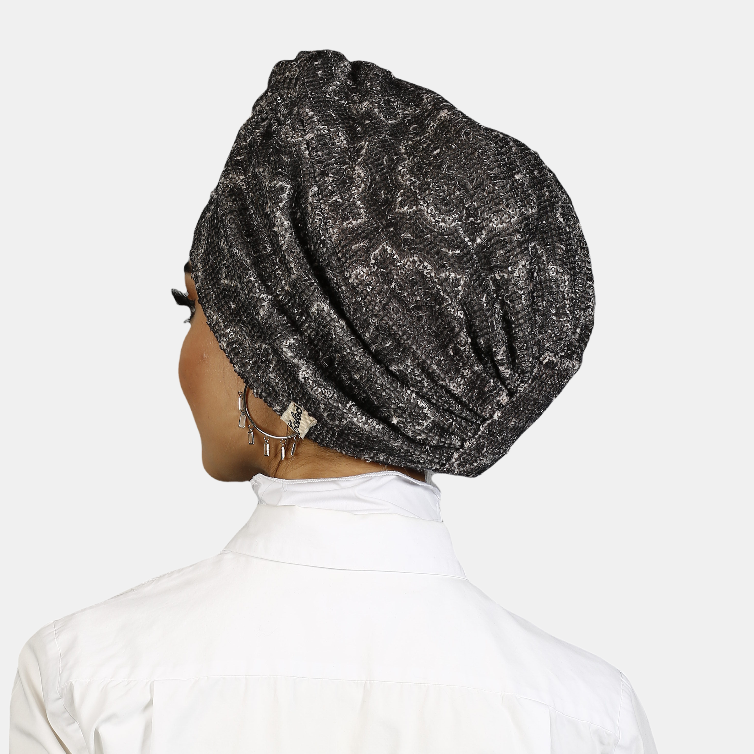 Twisted Floral Anthracite Antrasit Rengi Çiçek Desenli El Yapımı Şık Bone